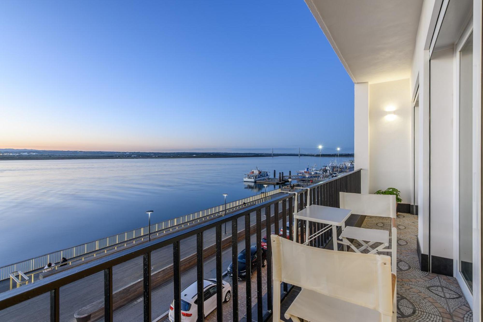 Apartamento Sobre El Rio Guadiana Ayamonte Esterno foto
